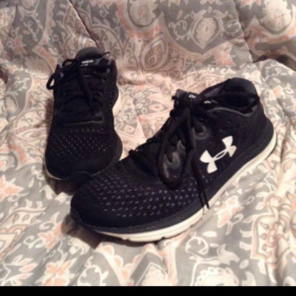 Under Armour shoes - Picture 2 of 2